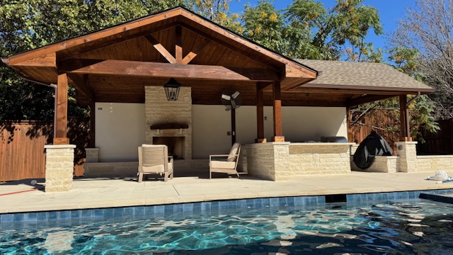 patio-cover-staining patio-cover-staining