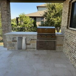 Outdoor Kitchen